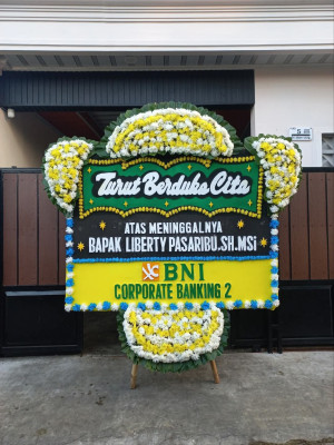 Papan Bunga Duka di Nipsan